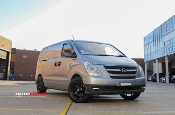 HYUNDAI-ILOAD-CLIFF-MATTE-BLACK